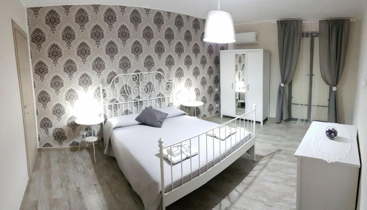 Il Vicoletto Bed and Breakfast Frascineto Εξωτερικό φωτογραφία