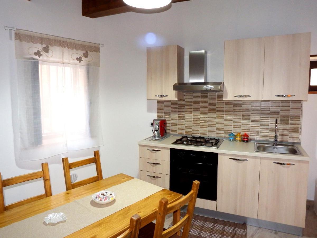 Il Vicoletto Bed and Breakfast Frascineto Εξωτερικό φωτογραφία